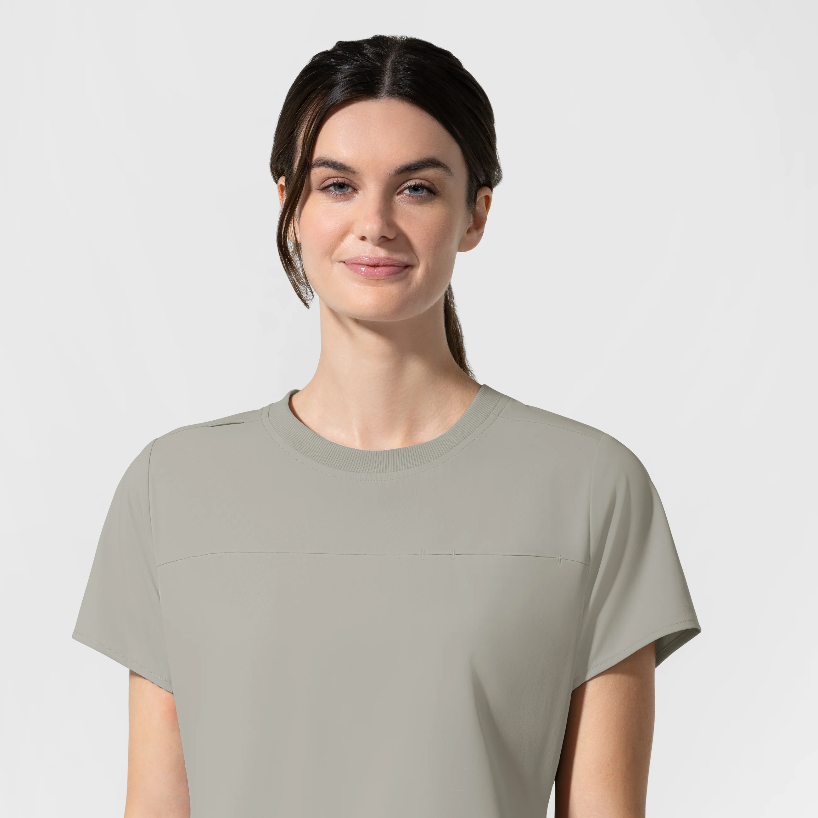 AURA Women's Captivate Crew Neck Tuck-in Scrub Top - Cool Gray - Image 9