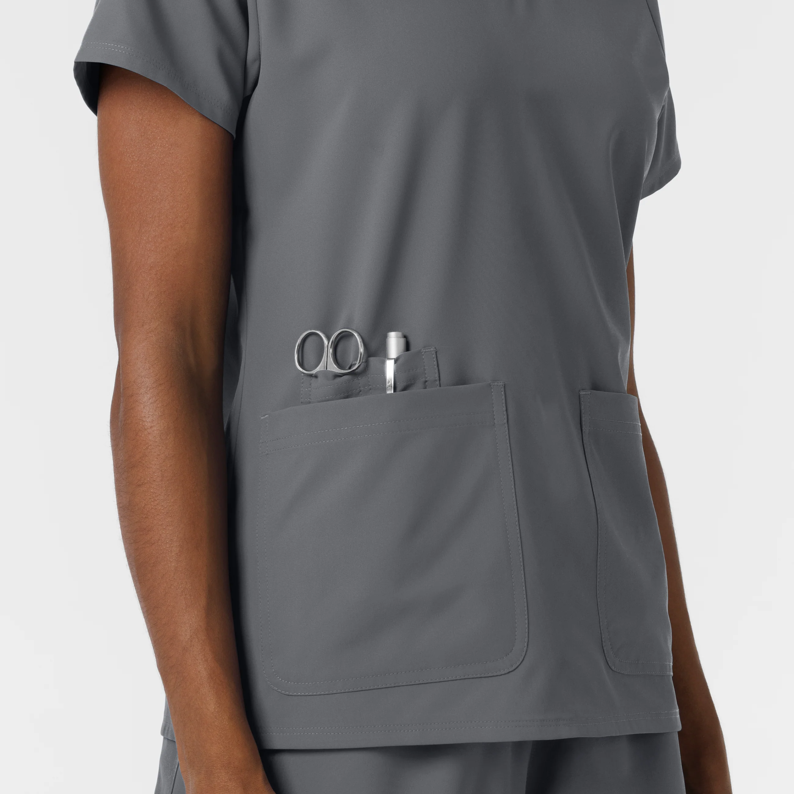 NURTUR Women's V-Neck Scrub Top - Pewter - Image 9