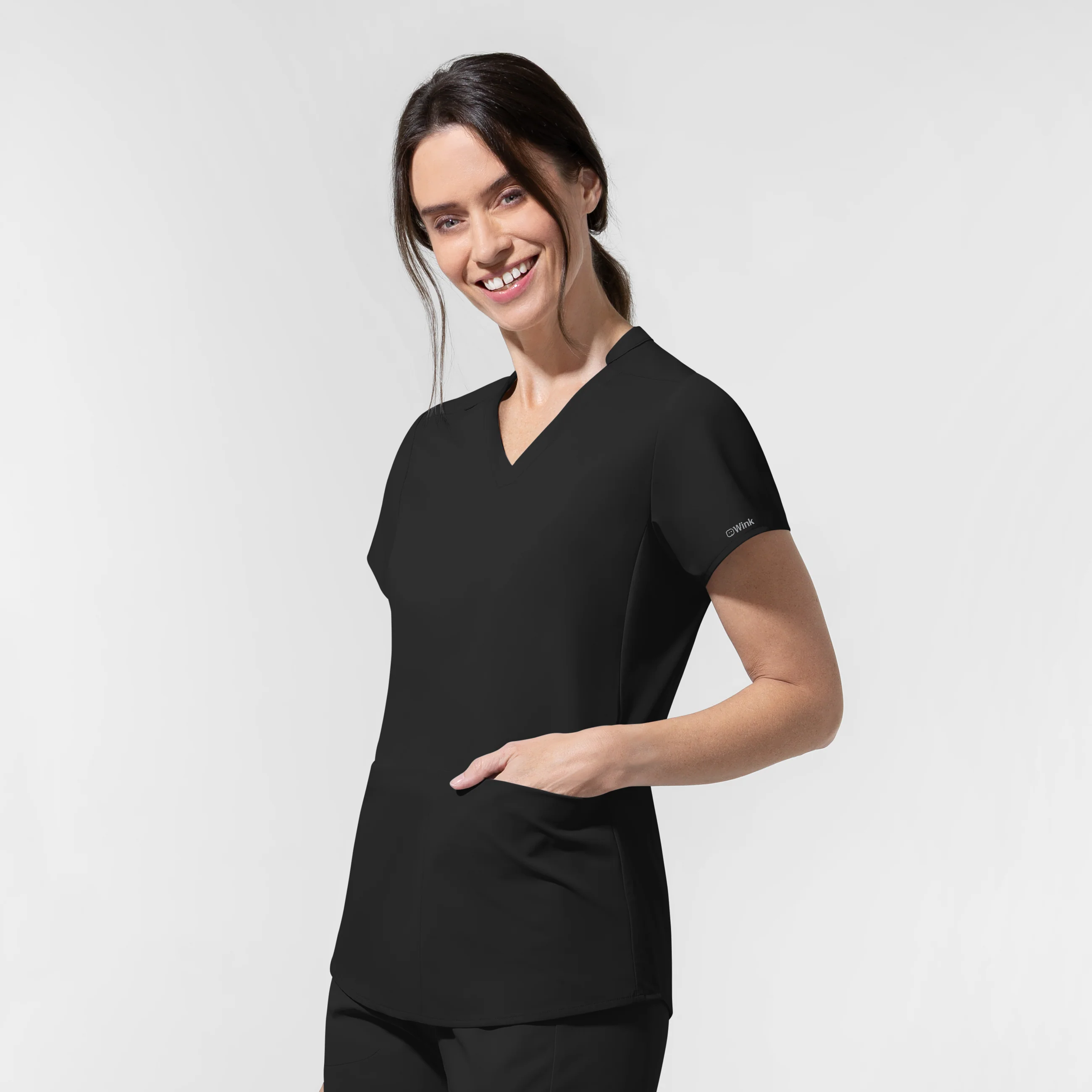 AURA Women's Allure V-Neck 2 Pocket Scrub Top - Black - Image 4