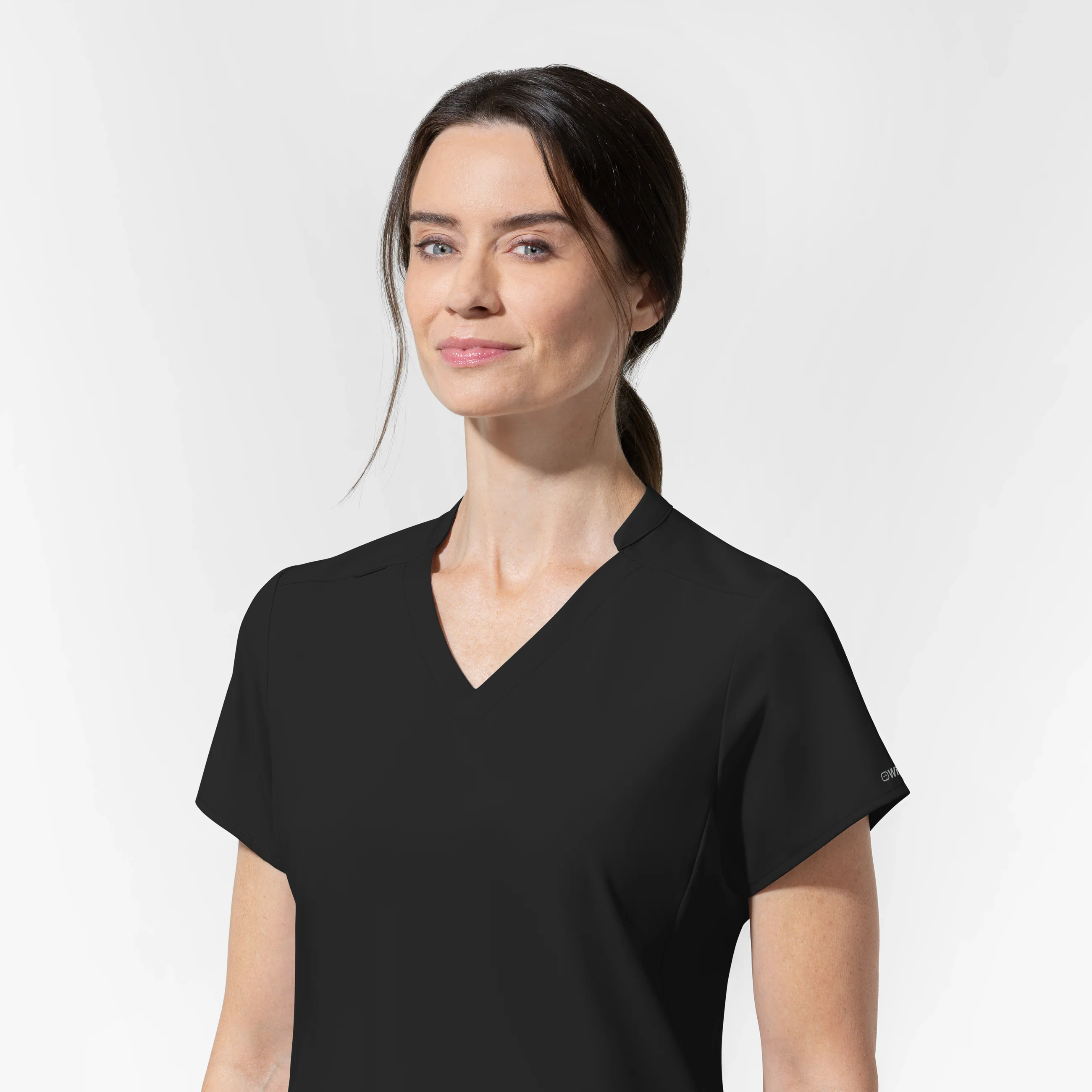 AURA Women's Allure V-Neck 2 Pocket Scrub Top - Black - Image 9