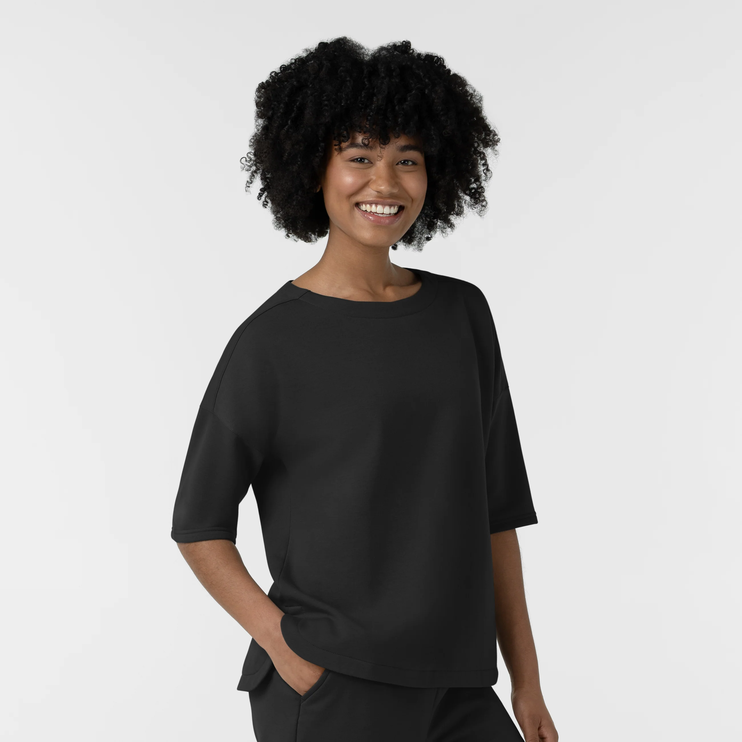 Unwind & Lounge Women's Fleece Relaxed Pullover - Black - Image 5