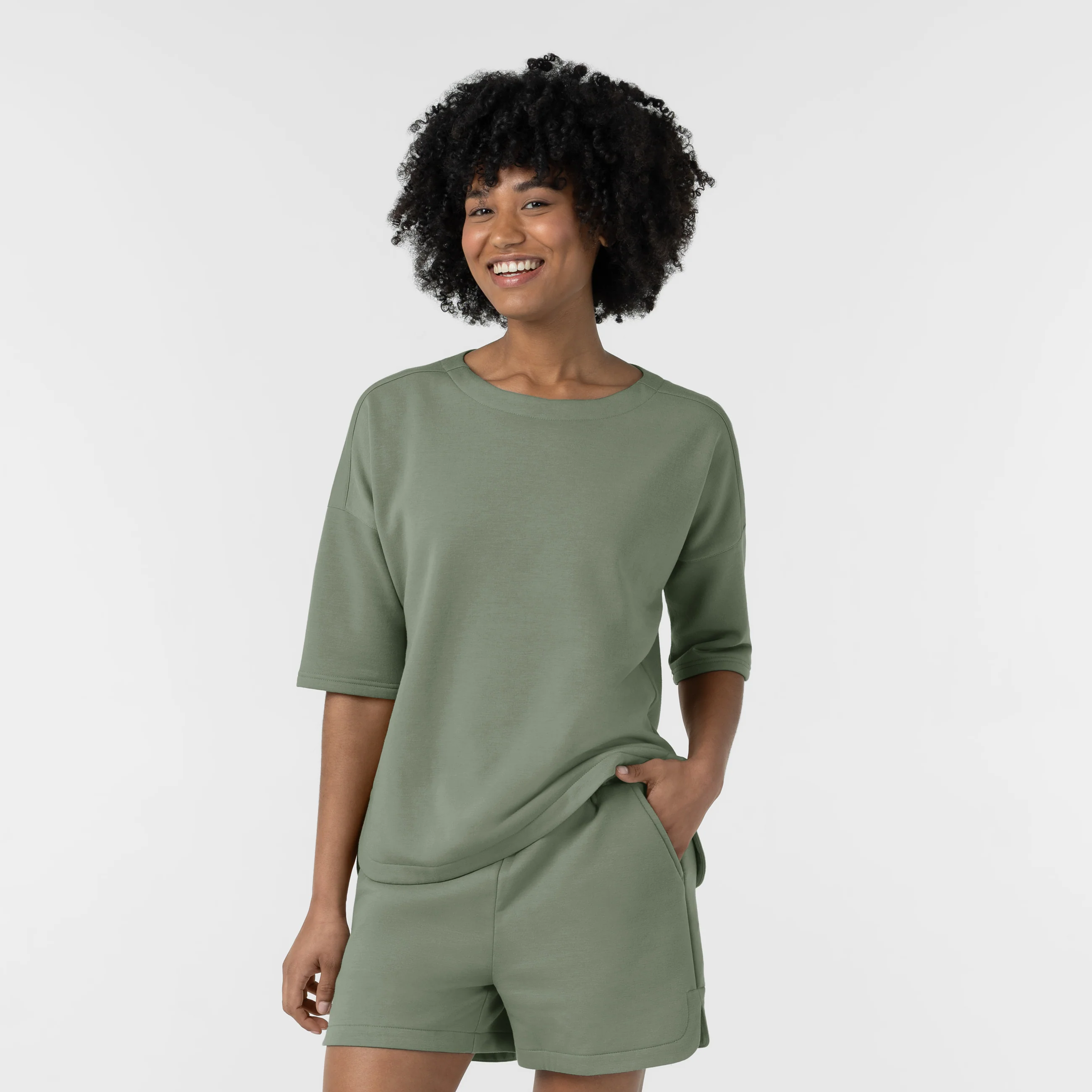 Unwind & Lounge Women's Fleece Relaxed Pullover - Sage